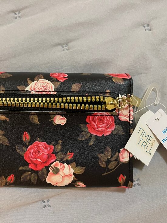 Time and Tru Handbags - NWT Time & Tru Piper Clutch Wallet | Black Rose Floral | RFID Protection